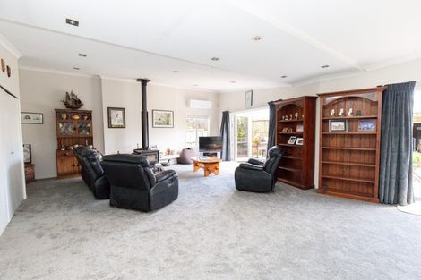 Photo of property in 2 Benner Drive, Ngatea, 3503