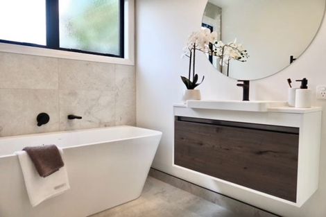 Photo of property in 76 Slacks Road, Awapuni, Palmerston North, 4412