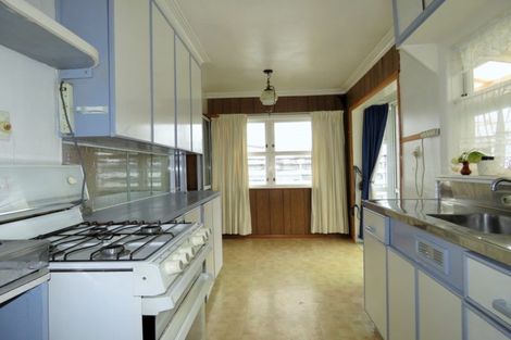 Photo of property in 16 Bledisloe Street, Levin, 5510