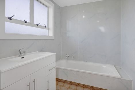 Photo of property in 124 Kahouri Road, Midhirst, Stratford, 4394