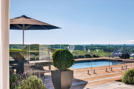 Photo of property in 1232 Taihape Road, Sherenden, Hastings, 4179