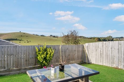 Photo of property in 8 Hillpark Drive, Pokeno, 2402