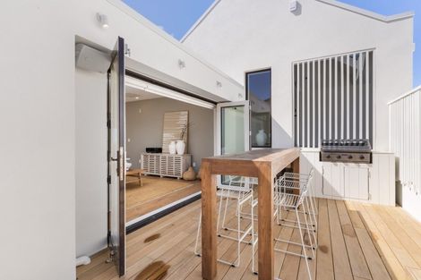 Photo of property in 7 Harry Ell Drive, Cashmere, Christchurch, 8022