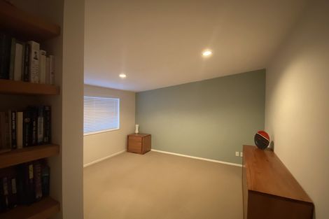 Photo of property in 10 Saltaire Street, Avondale, Auckland, 1026