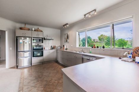 Photo of property in 33 Jg Wilson Drive, Waipukurau, 4281