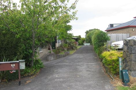 Photo of property in 1/264 Wairau Road, Glenfield, Auckland, 0627