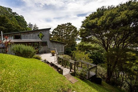 Photo of property in 5 Yarborough Street, Kohukohu, 0491