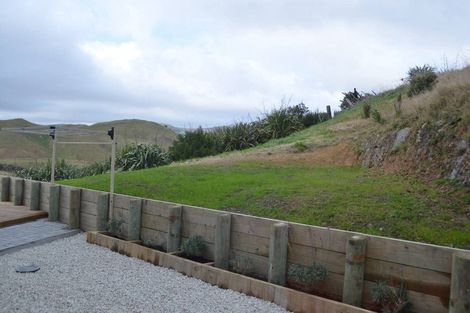 Photo of property in 124 Amesbury Drive, Churton Park, Wellington, 6037