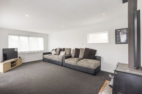 Photo of property in 10 Antrim Place, Hokowhitu, Palmerston North, 4410