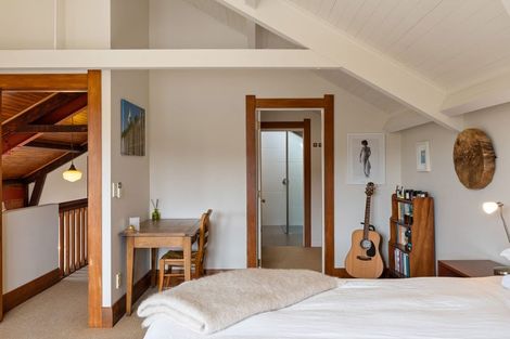 Photo of property in 2/32 Pitt Street, Wadestown, Wellington, 6012