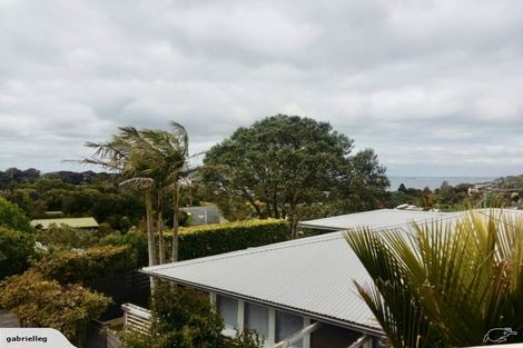 Photo of property in 3/3 Peter Terrace, Castor Bay, Auckland, 0620