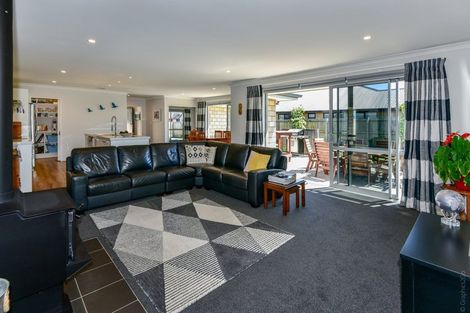 Photo of property in 25 Walter Place, Kirwee, Darfield, 7571