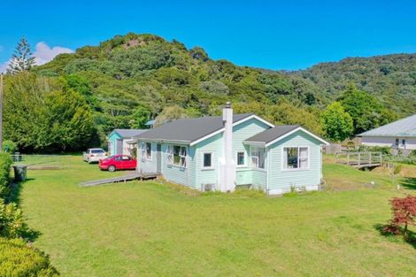 Photo of property in 2 Pakeha Street, Matata, Whakatane, 3194