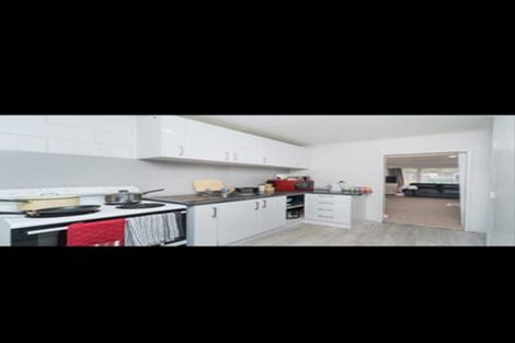 Photo of property in 2/630 Main Street, Palmerston North, 4414