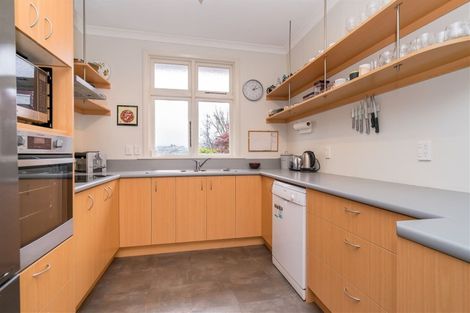 Photo of property in 34 Grandview Crescent, Opoho, Dunedin, 9010