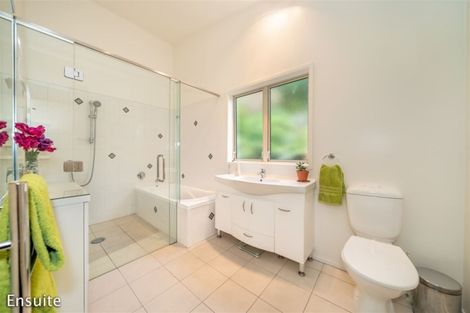 Photo of property in 76 Heretaunga Square, Silverstream, Upper Hutt, 5019