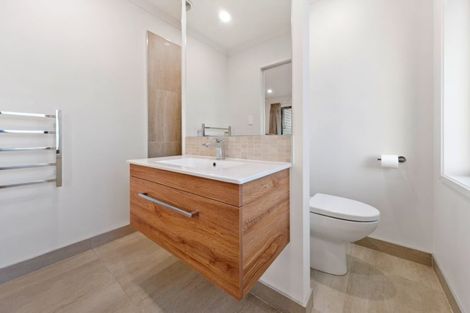 Photo of property in 16a Glenkirk Crescent, Pokeno, 2402