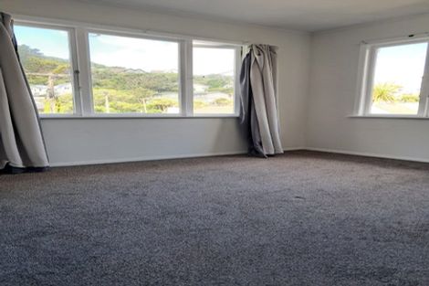 Photo of property in 107 Parkvale Road, Karori, Wellington, 6012