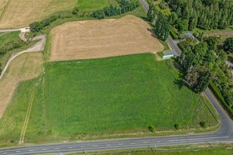 Photo of property in 15 Junction Road, Halcombe, 4777