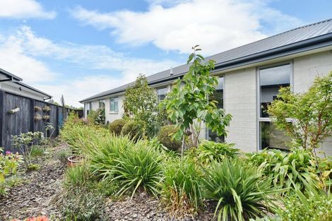 Photo of property in 27 Westpark Boulevard, Rangiora, 7400