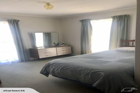 Photo of property in 37 Branch Road, Highlands Park, New Plymouth, 4312