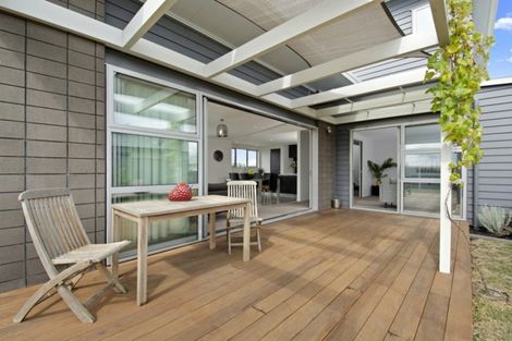 Photo of property in 2 Montia Close, Papamoa Beach, Papamoa, 3118