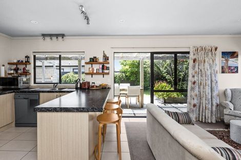 Photo of property in 15 Mcnaughton Place, Onekawa, Napier, 4110