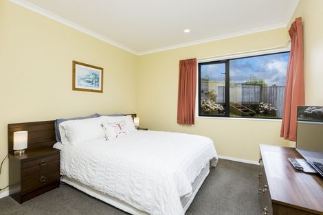 Photo of property in 3 Ormrod Grove, Riverstone Terraces, Upper Hutt, 5018