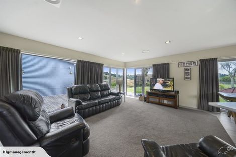 Photo of property in 126 Brownhill Road, Whitford, Manurewa, 2576