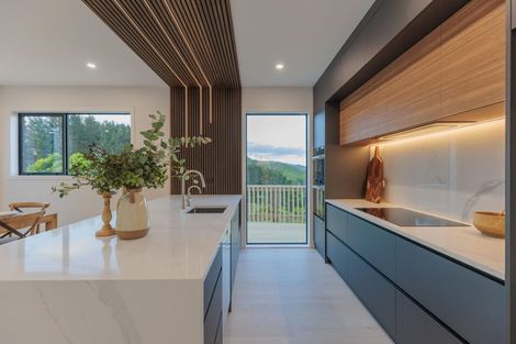 Photo of property in 24 Prestbury Grove, Churton Park, Wellington, 6037