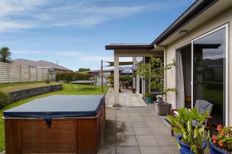 Photo of property in 28 Vaucluse Drive, Nukuhau, Taupo, 3330