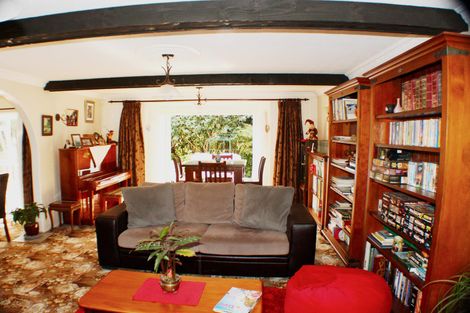 Photo of property in 55 Branch Road, Highlands Park, New Plymouth, 4312