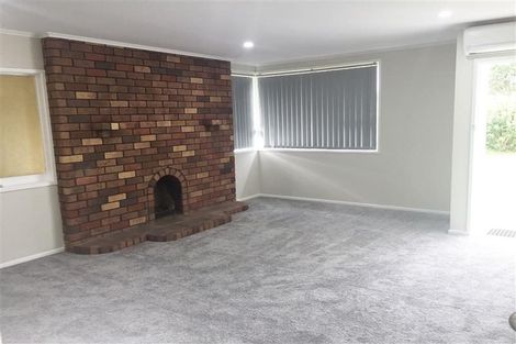 Photo of property in 521 Massey Road, Mangere, Auckland, 2022