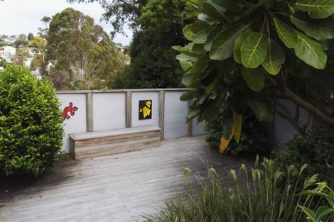 Photo of property in 2/28 Knightsbridge Drive, Forrest Hill, Auckland, 0620