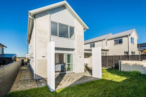 Photo of property in 17 Tihema Lane, Westgate, Auckland, 0614