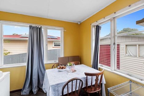 Photo of property in 87 Highbury Avenue, Highbury, Palmerston North, 4412