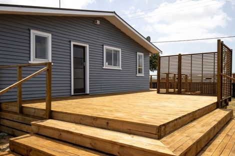 Photo of property in 61a Pipiroa Road, Ngatea, 3503