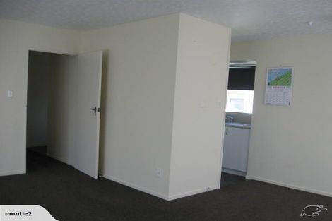Photo of property in 2/33 Mortlake Street, Islington, Christchurch, 8042