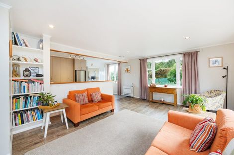 Photo of property in 453 Aokautere Drive, Aokautere, Palmerston North, 4471