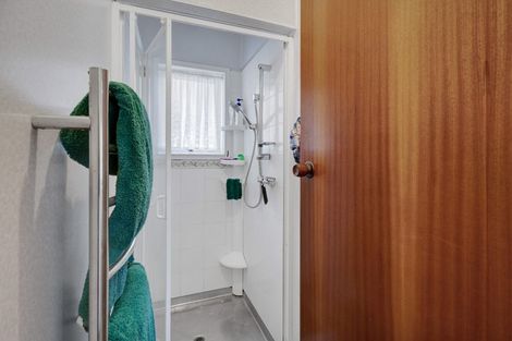 Photo of property in 6 Norwich Avenue, Spotswood, New Plymouth, 4310