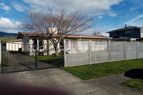 Photo of property in 31 Kipling Crescent, Stoke, Nelson, 7011