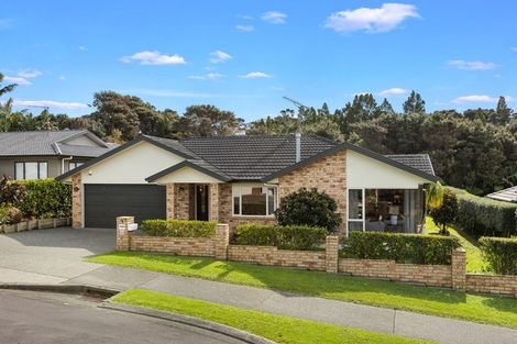 Photo of property in 9 The Ritz, Orewa, 0931