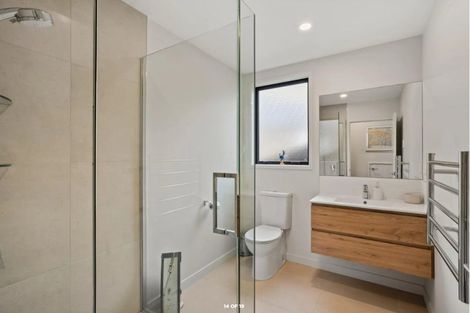 Photo of property in 33 Mulholland Drive, Jacks Point, 9371