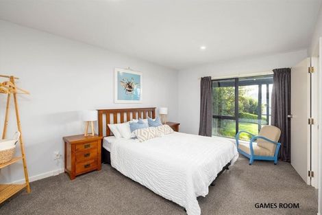 Photo of property in 68 Penruddock Rise, Westmorland, Christchurch, 8025