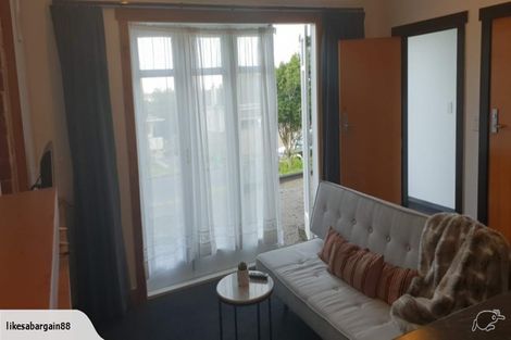 Photo of property in 25 Porter Crescent, Helensville, 0800