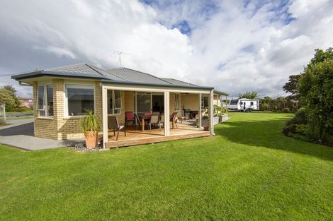 Photo of property in 9 Insley Road, Waipu, 0510