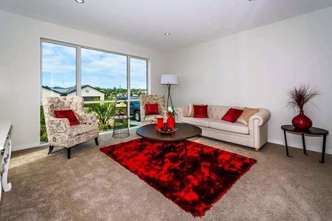 Photo of property in 15 Westerley Place, Long Bay, Auckland, 0630