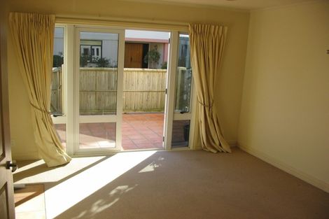 Photo of property in 15/28 Hobson Street, Thorndon, Wellington, 6011