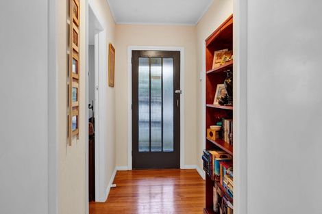 Photo of property in 6 Brookes Terrace, Waitara, 4320