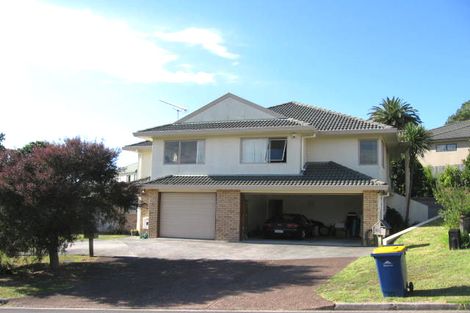 Photo of property in 35 Calypso Way, Unsworth Heights, Auckland, 0632
